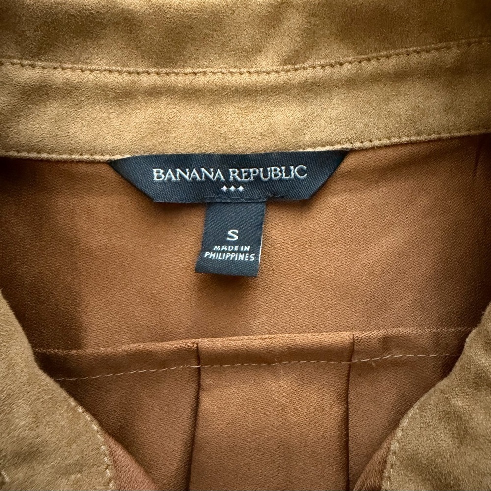 Banana Republic Factory Tan Button up Size S Long Sleeve Suede Shirt Jacket - Picture 3 of 8